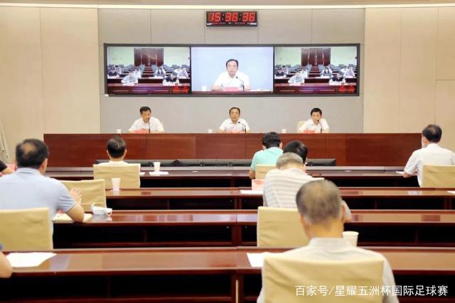 张子宇：我没大家想的那么高 大概2米23左右